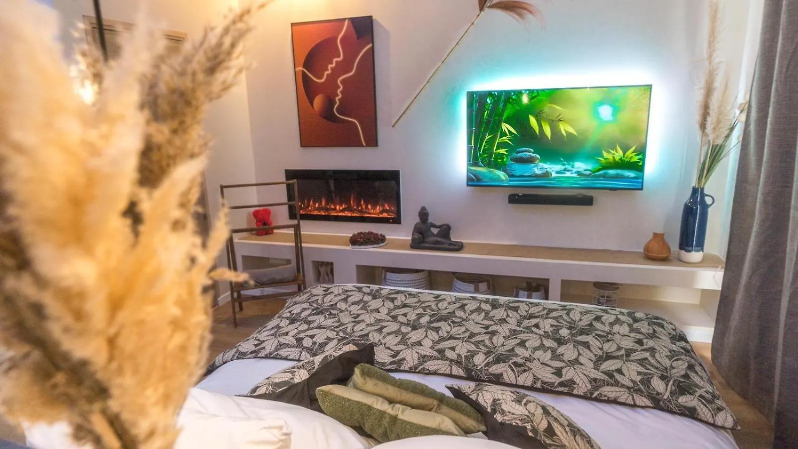Guest house Suite L'Olive Sacree Spa Et Sauna Cabannes France